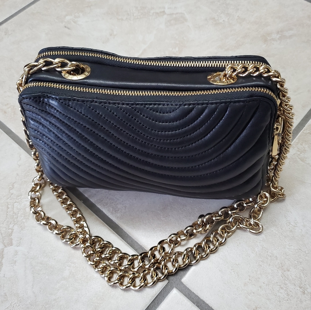 *EUC* Henri Bendel No 7 Convertible Camera Bag